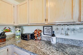 Dunn Dreamin': Hot Tub, Pirate Fort, & Fire Pit!