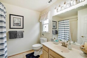 Dunn Dreamin': Hot Tub, Pirate Fort, & Fire Pit!