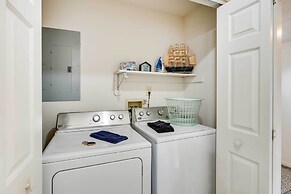 Dunn Dreamin': Hot Tub, Pirate Fort, & Fire Pit!