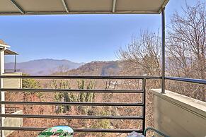 Unique Smokies Ski Shack w/ Mountain-top View