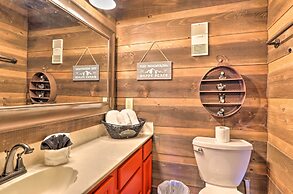 Unique Smokies Ski Shack w/ Mountain-top View