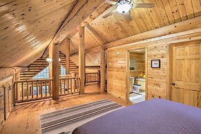Splendid Family Cabin w/ Hot Tub & Grill!