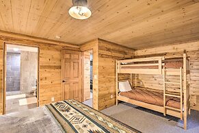 Splendid Family Cabin w/ Hot Tub & Grill!