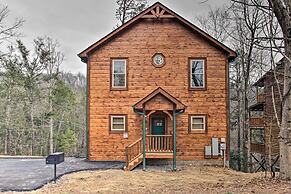 Luxe Cabin w/ Home Theater < 2 Miles to Gatlinburg