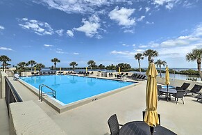 Waterfront Condo: Resort Pool, Tennis & Beach