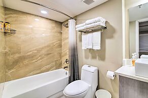 Waterfront Condo: Resort Pool, Tennis & Beach