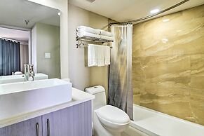 Waterfront Condo: Resort Pool, Tennis & Beach