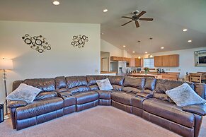 Coulee City Home w/ Mtn Views - Steps to Blue Lake