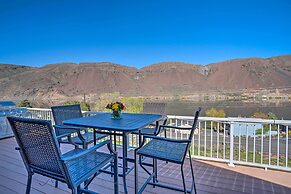 Coulee City Home w/ Mtn Views - Steps to Blue Lake