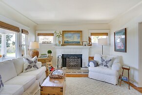 Beautiful South Oceanside Bungalow: 1 Mi to Beach!