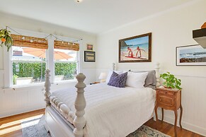 Beautiful South Oceanside Bungalow: 1 Mi to Beach!