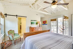 Beautiful South Oceanside Bungalow: 1 Mi to Beach!