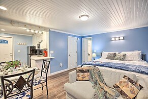 Updated Williamstown Apartment With Kitchen!