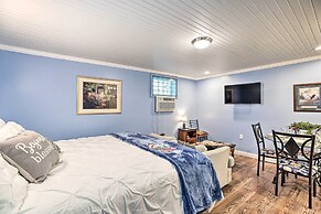 Updated Williamstown Apartment With Kitchen!