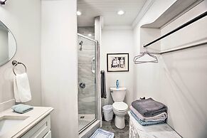 Updated Williamstown Apartment With Kitchen!