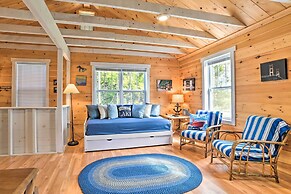 Cozy Cedarville Cottage - Walk to Lake Huron!