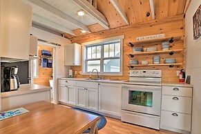 Cozy Cedarville Cottage - Walk to Lake Huron!