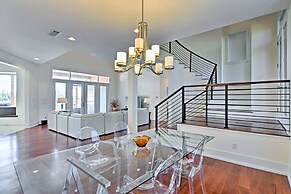 Gorgeous Ocean Springs Waterfront Home w/ Dock!