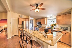 'hilltop Hideout' w/ Peaceful Mountain Views