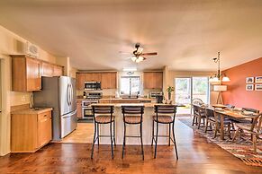 'hilltop Hideout' w/ Peaceful Mountain Views