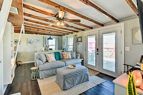 Pet-friendly Surfside Beach Gem - Walk to Beach