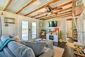 Pet-friendly Surfside Beach Gem - Walk to Beach