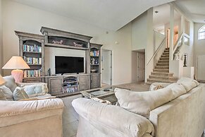 < 5 Mi to Disney Parks: Spacious Home w/ Lanai