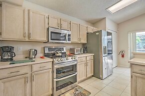 < 5 Mi to Disney Parks: Spacious Home w/ Lanai