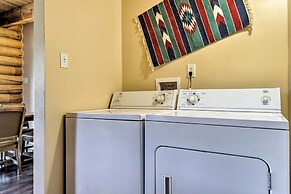 Cabin w/ Fire Pit, Views & Bbq: 18 Mi to Moab!