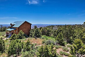 Cabin w/ Fire Pit, Views & Bbq: 18 Mi to Moab!