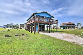 Colorful Crystal Beach Home w/ Ocean View!