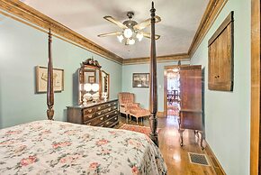 Damascus Home w/ Fire Pit & Views, Walk to Shops!