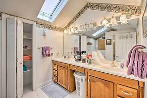 Damascus Home w/ Fire Pit & Views, Walk to Shops!