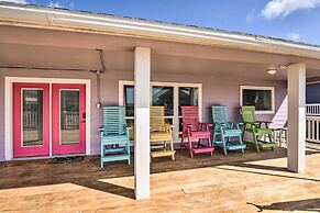 Walk to Ocean: Coastal Home in Crystal Beach!