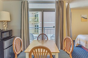 Bay Watch Resort Studio w/ Resort Amenities!