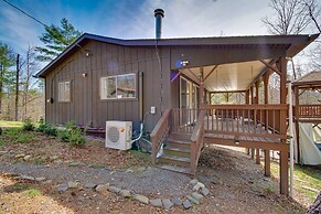 Broadway Cabin w/ Hot Tub: Hike & Ski