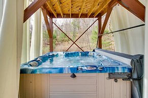 Broadway Cabin w/ Hot Tub: Hike & Ski