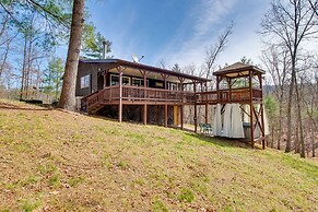 Broadway Cabin w/ Hot Tub: Hike & Ski