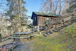 'gone Hiking' Bryson City Cabin w/ Hot Tub & Grill
