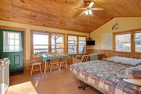 'gone Hiking' Bryson City Cabin w/ Hot Tub & Grill