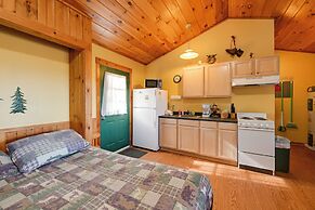 'gone Hiking' Bryson City Cabin w/ Hot Tub & Grill