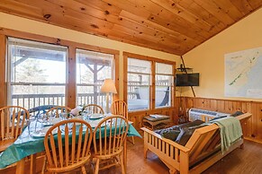 'gone Hiking' Bryson City Cabin w/ Hot Tub & Grill