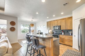 Zion Area Home w/ Scenic Views & Private Hot Tub!