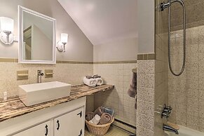 Patio & Fire Pit: Idyllic Cottage in Hellertown!