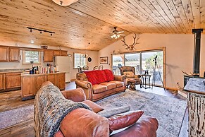 4-season Mountain Escape With Breathtaking View!