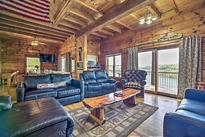 Spacious Cabin on Dale Hollow Lake w/ Hot Tub!