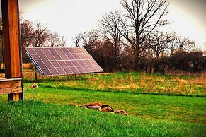 Lakefront Wisconsin Dells Home w/ Game Room