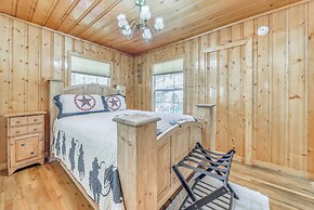 Ruidoso Cabin w/ Grill - Near Grindstone Lake!