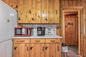 Ruidoso Cabin w/ Grill - Near Grindstone Lake!