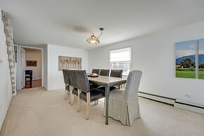 Lakefront Michigan Cottage - Deck, Grill & Kayaks!